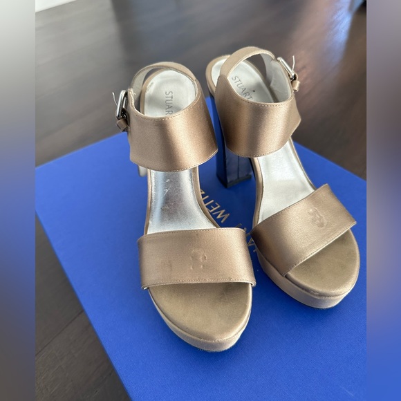Stuart Weitzman Beige PARTISAN Satin Block Mirror Heel Sandals 6.5 - Picture 3 of 9